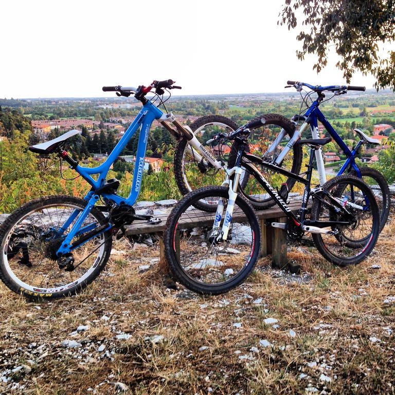 Agriturismo Locanda Del Pesco Collebeato Bagian luar foto