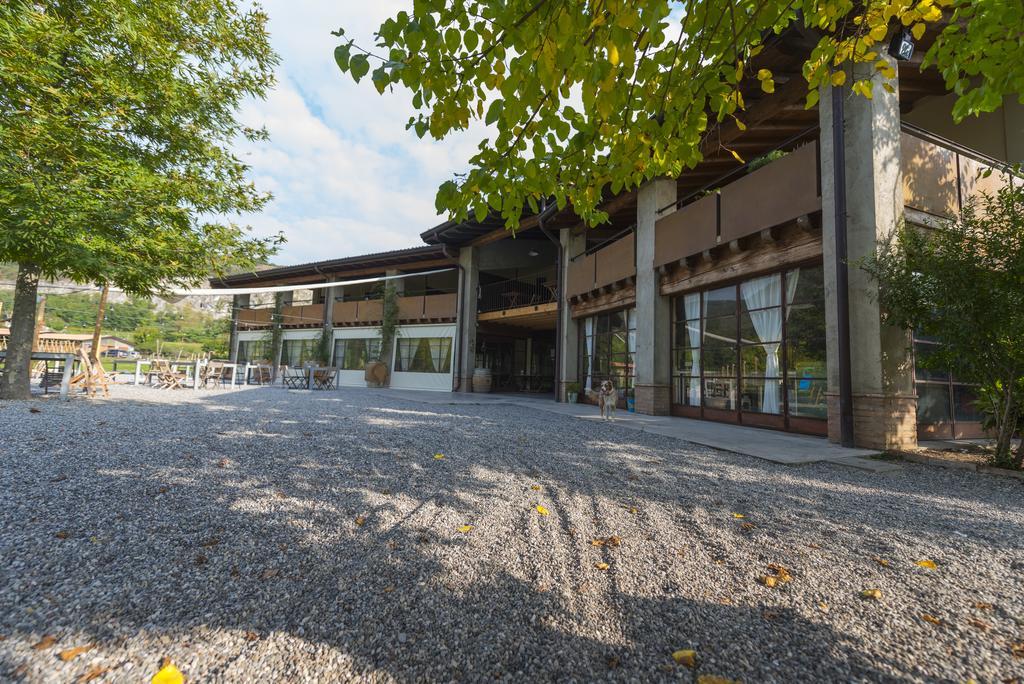Agriturismo Locanda Del Pesco Collebeato Bagian luar foto