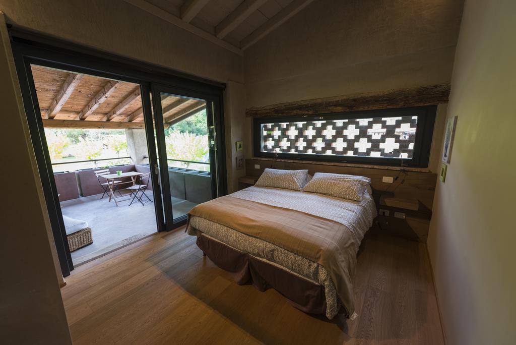 Agriturismo Locanda Del Pesco Collebeato Ruang foto